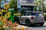 Mini Cooper S E Countryman ALL4 2017 года (UK)